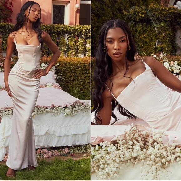 HOUSE OF CB OLIVETTE CORSET MAXI DRESS IN CRYSTAL SIZE XS REG CUP - Picture 2 of 4